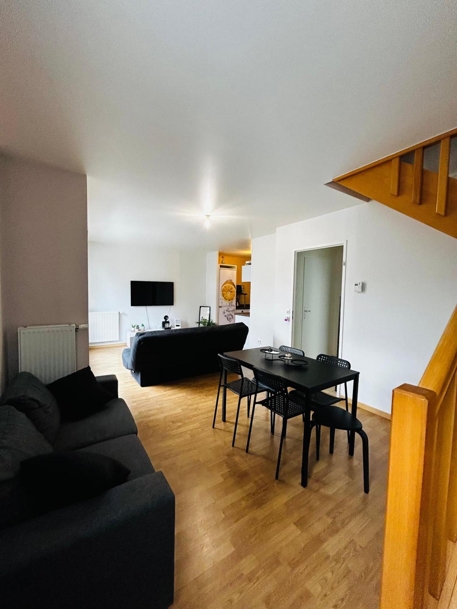 Duplex Lumineux Tout Equipe/Rer D/Balcon/Parking Corbeil-Essonnes Εξωτερικό φωτογραφία